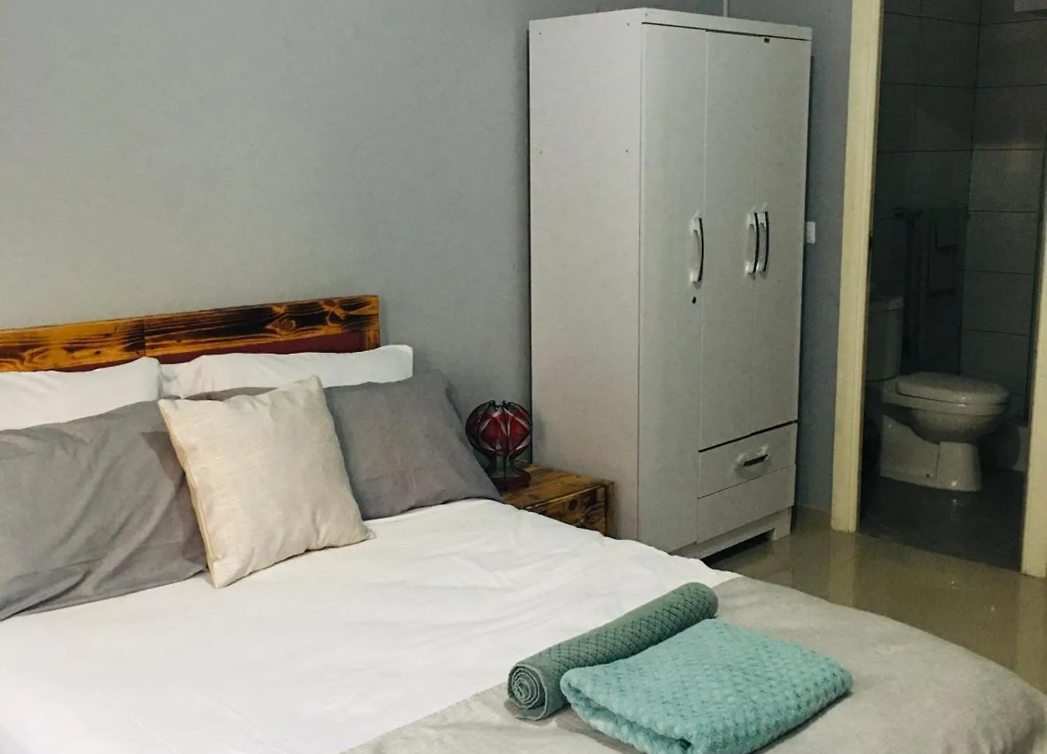 טאראפל J Martins Apart Hotel 0*,  רפובליקת כף ורדה