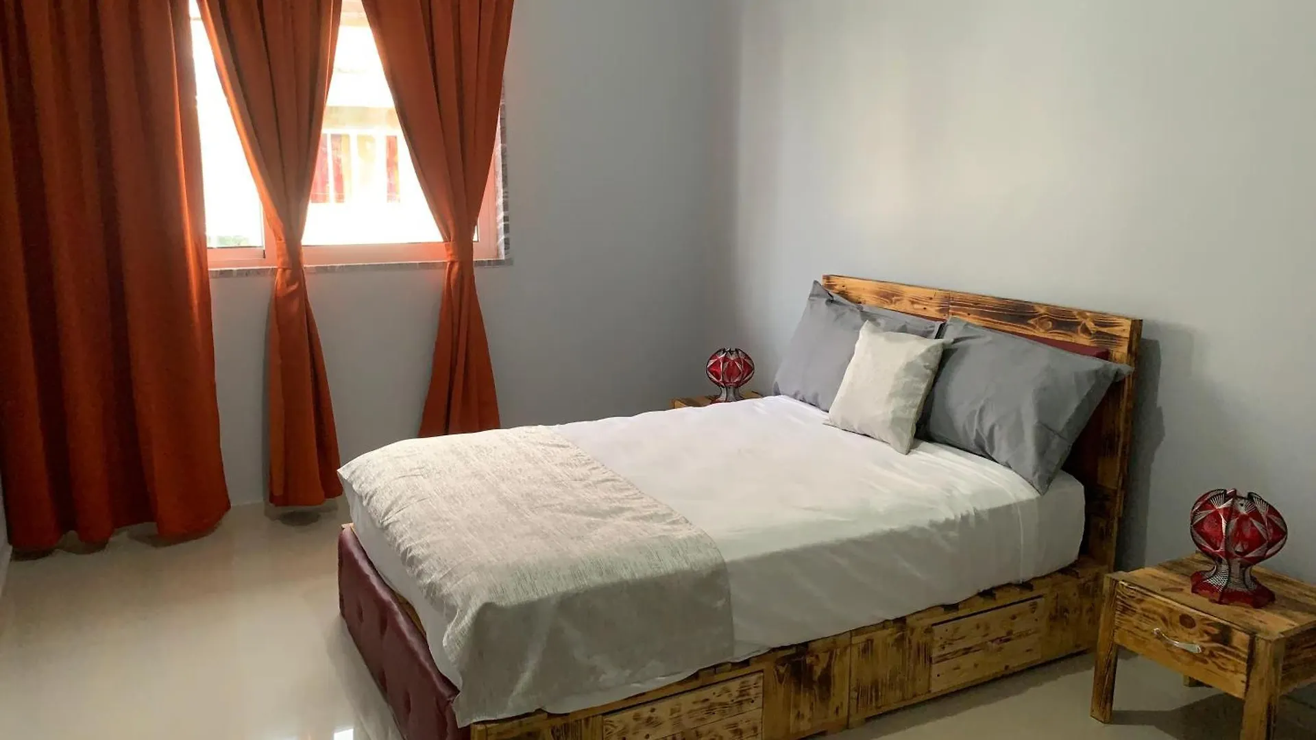 טאראפל J Martins Apart Hotel